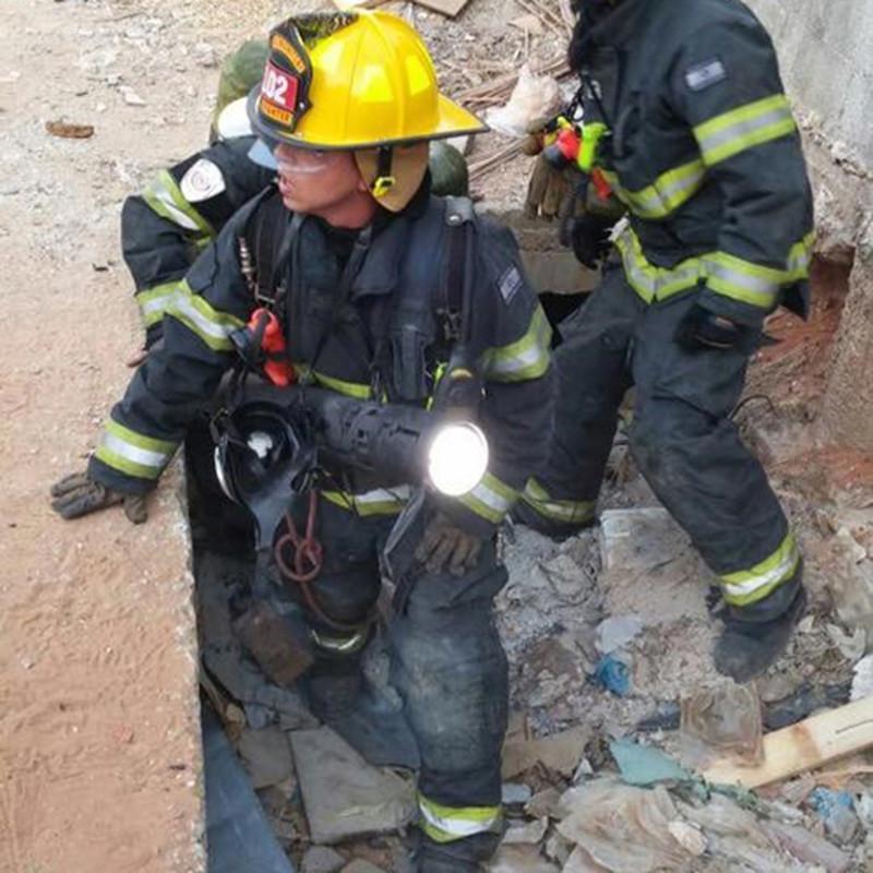 FoxFury Nomad Prime Portable Scene Light